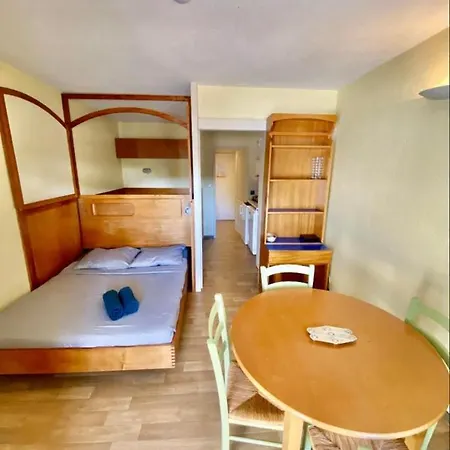 «le Jeannot» Studio Au Port Avec Clim Et Terrasse Apartament *