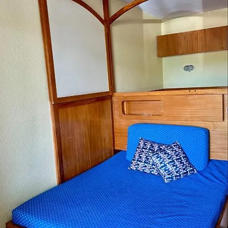 «le Jeannot» Studio Au Port Avec Clim Et Terrasse Apartament Hyères